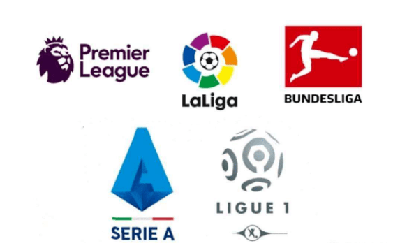 足也显露了 足也显露了